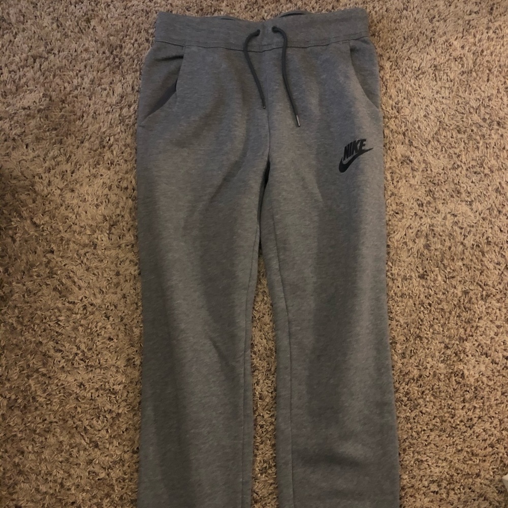 Nike sweat pants / joggers